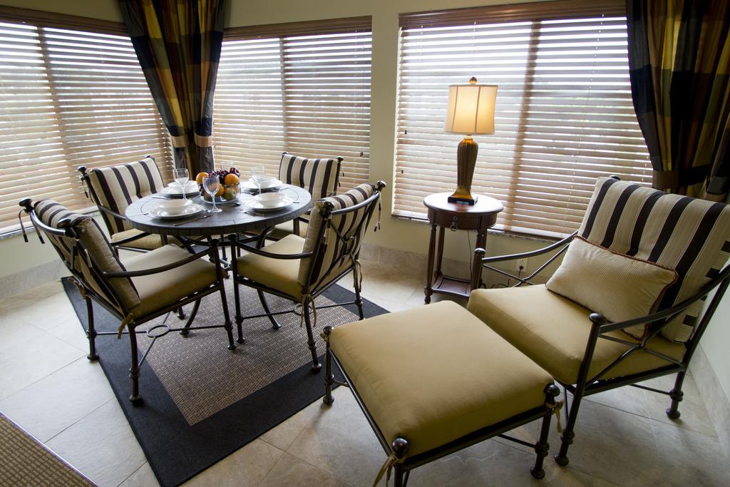 The Suites At Fall Creek Branson Habitación foto